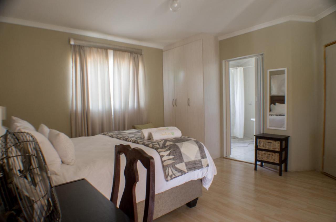 Seroloana Guest House 루스텐버그 외부 사진