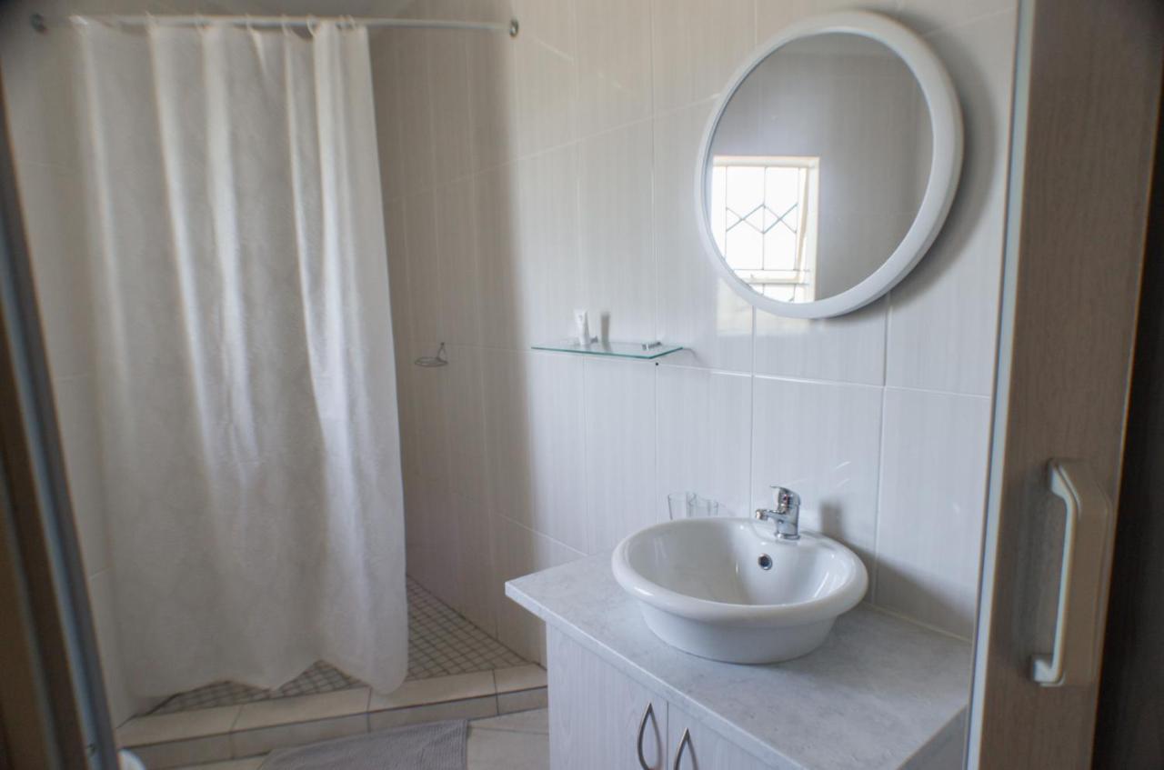 Seroloana Guest House 루스텐버그 외부 사진